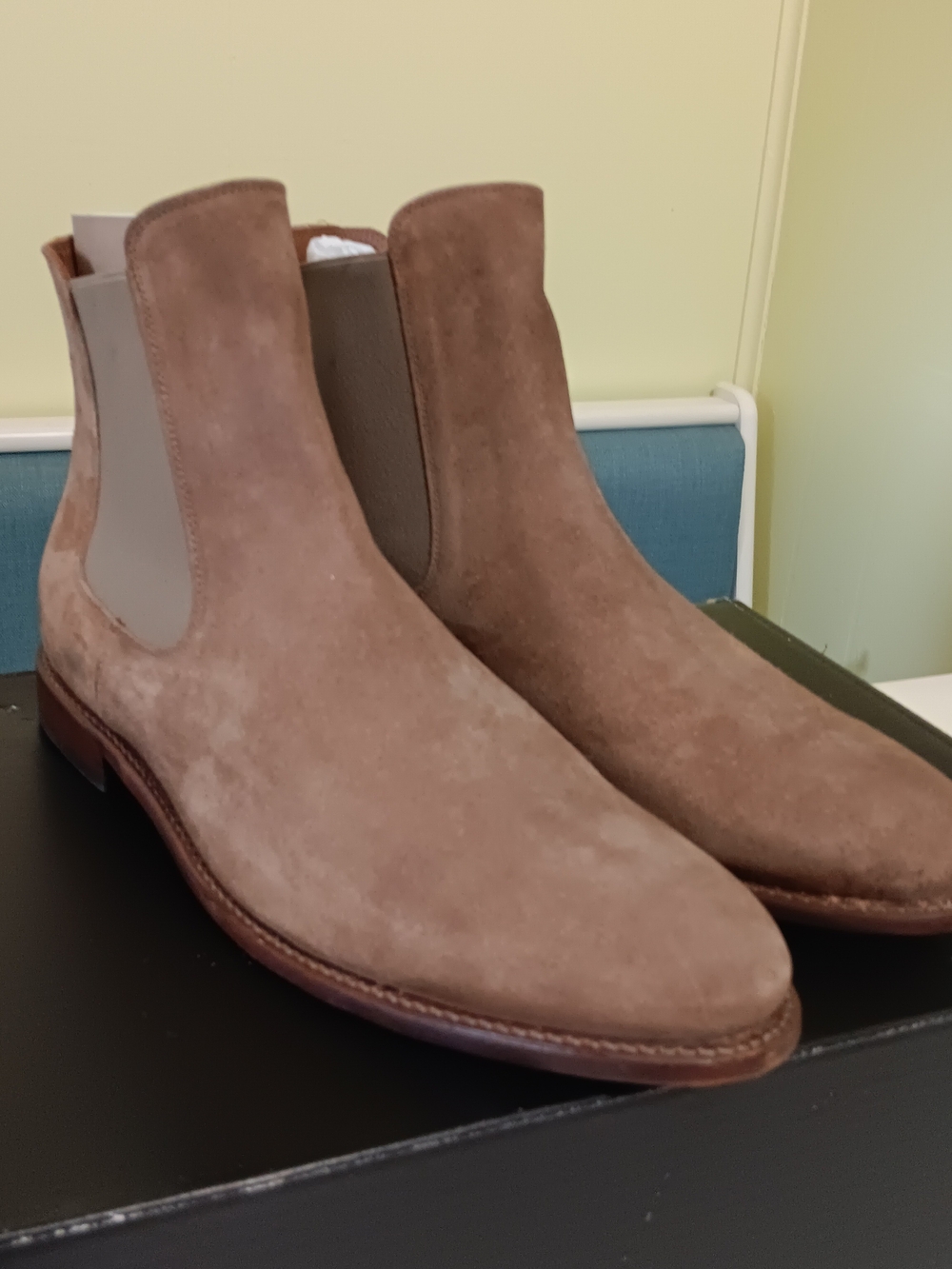 Thursday Boot Co. Boots Mens 16 Sandstone Brown Cavalier Chelsea Suede Leather - Picture 2 of 15